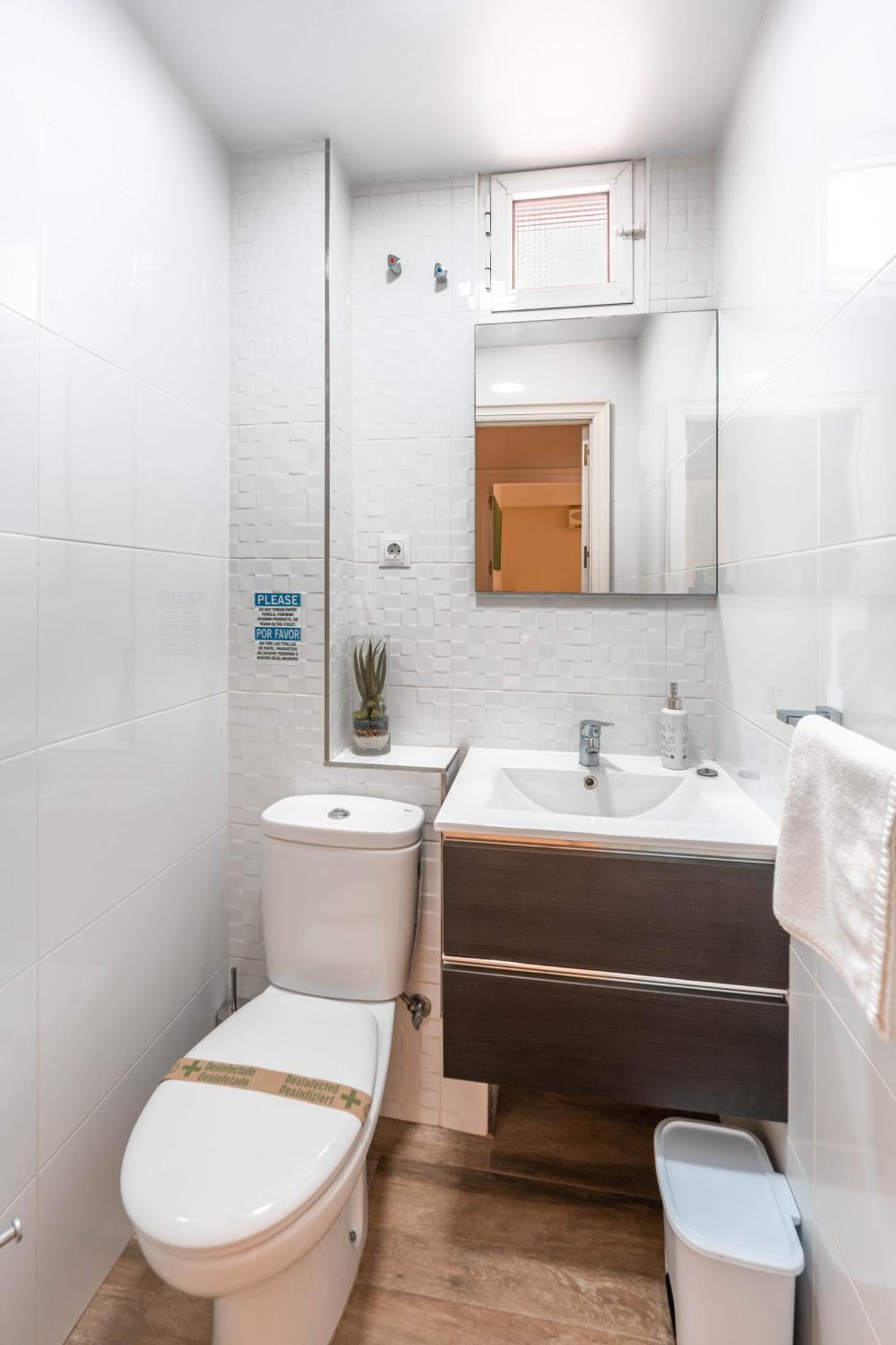Gran Apartamento De 3 Habitaciones Junto A La Catedral Malaga Exterior photo